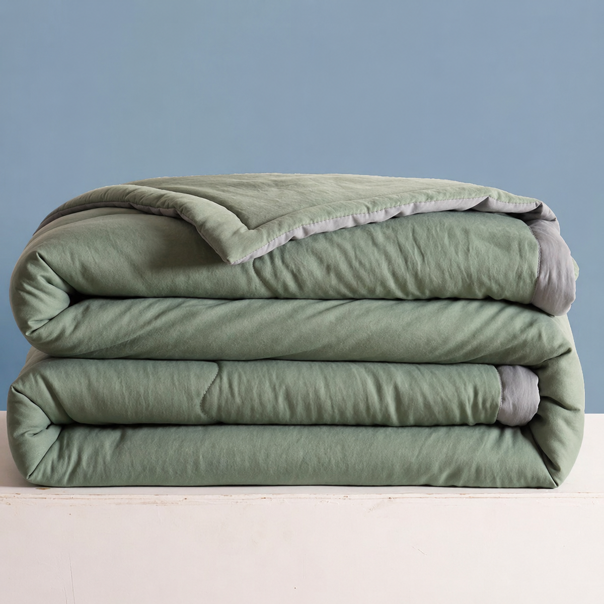 YOVARA Cooling Blanket – Lightweight Summer Cooling Blanket for Hot Sleepers & Night Sweats
